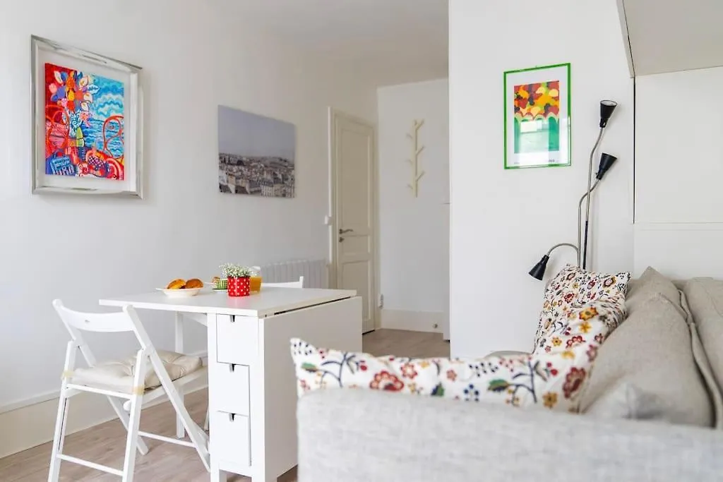 巴黎Cozy Studio Batignolles 2P公寓
