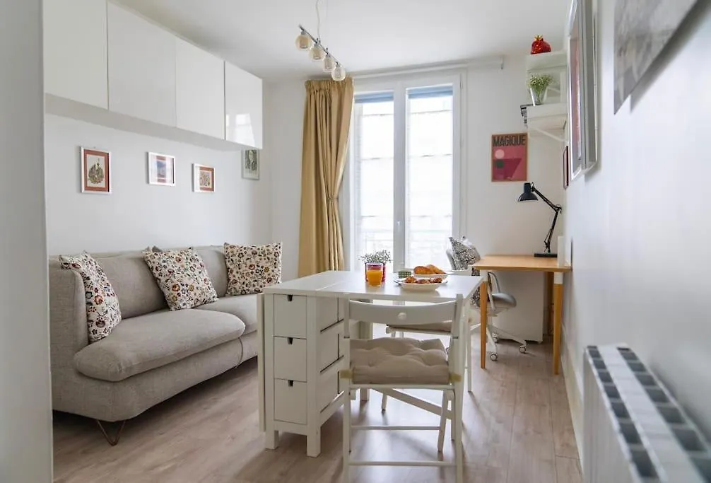 巴黎Cozy Studio Batignolles 2P公寓